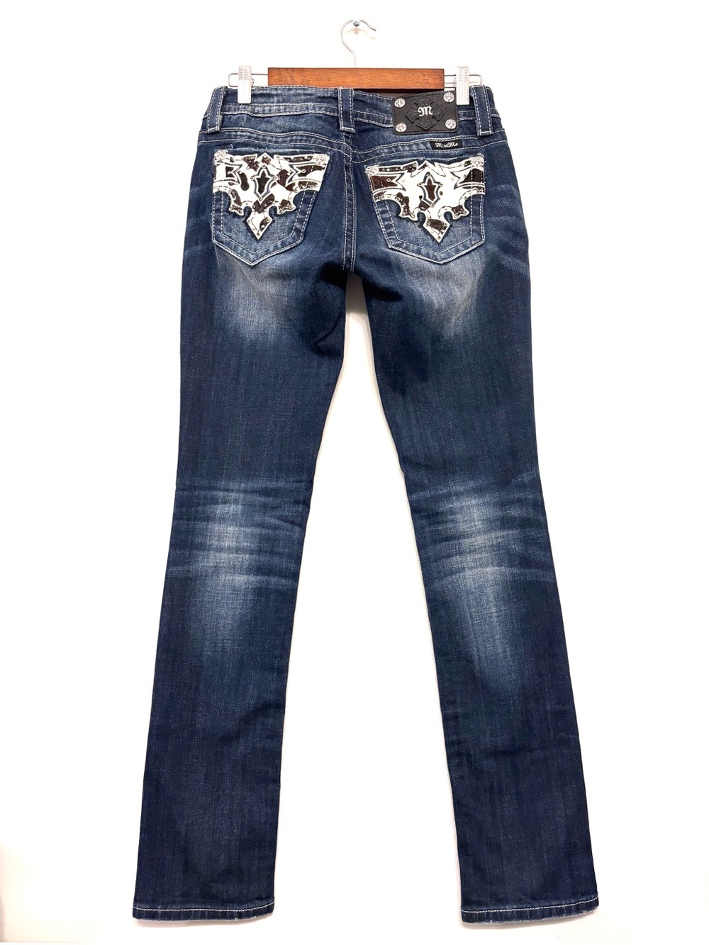MISS ME Low Rise Straight Jeans Stretchy Cowhide Pocket Embellishment Sz 27 NWOT